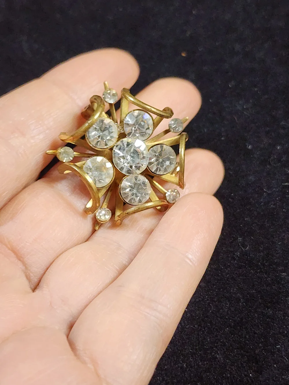 Vintage 60s Rhinestone Filigree Brooch Gold Tone Atomic Starburst Statement Pin